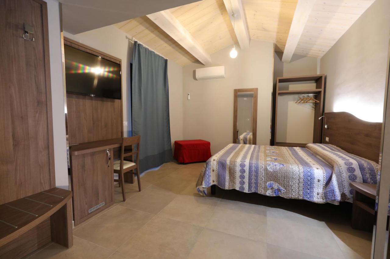 Il Villino Agriturismo B&B Belforte del Chienti Dış mekan fotoğraf